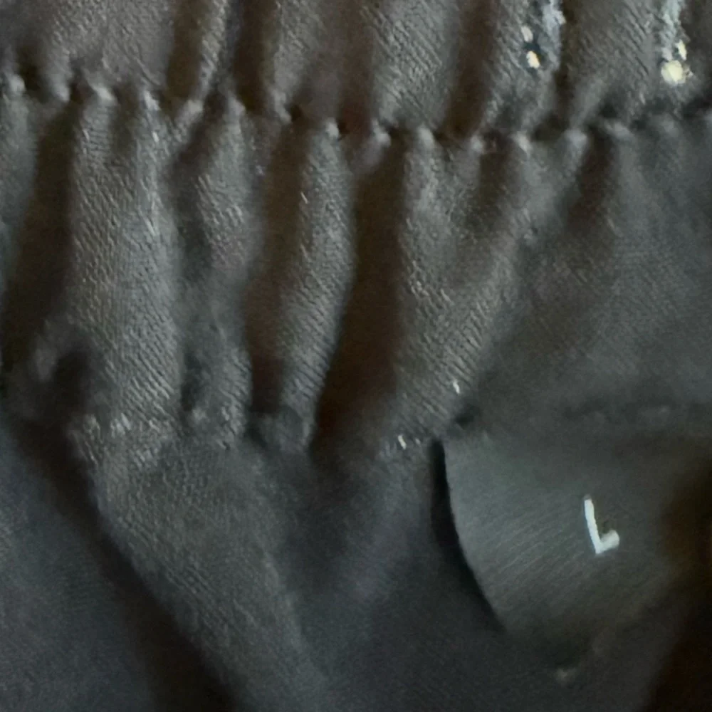 Lululemon Men’s 6” Shorts (size large) - Picture 3 of 3